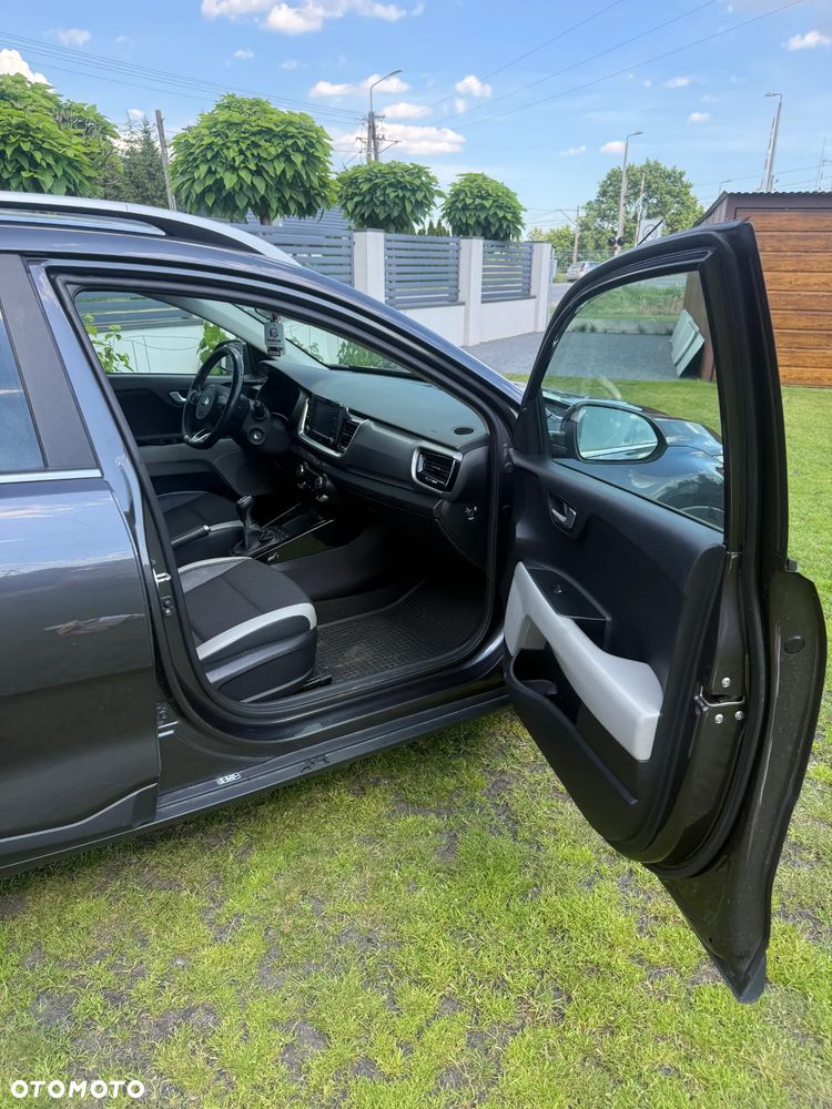 Kia Stonic 1.4 M - 11