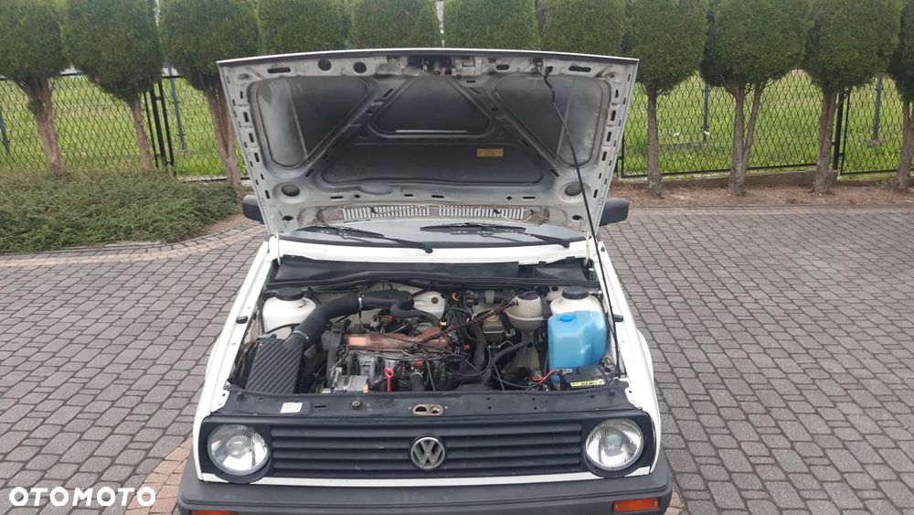 Volkswagen Golf - 3