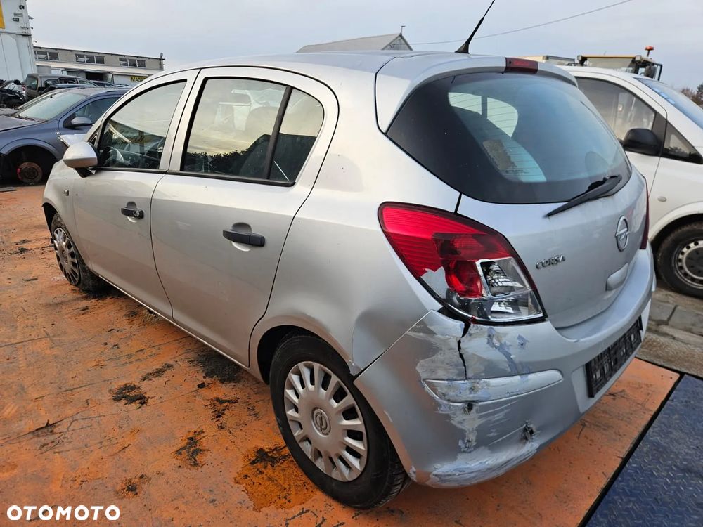 Opel CORSA D 5D 2006-2014 Silnik1.2 16V (A12XEL) 69 KM (51 kW) Z157 na części drzwi klapa silnik - 2