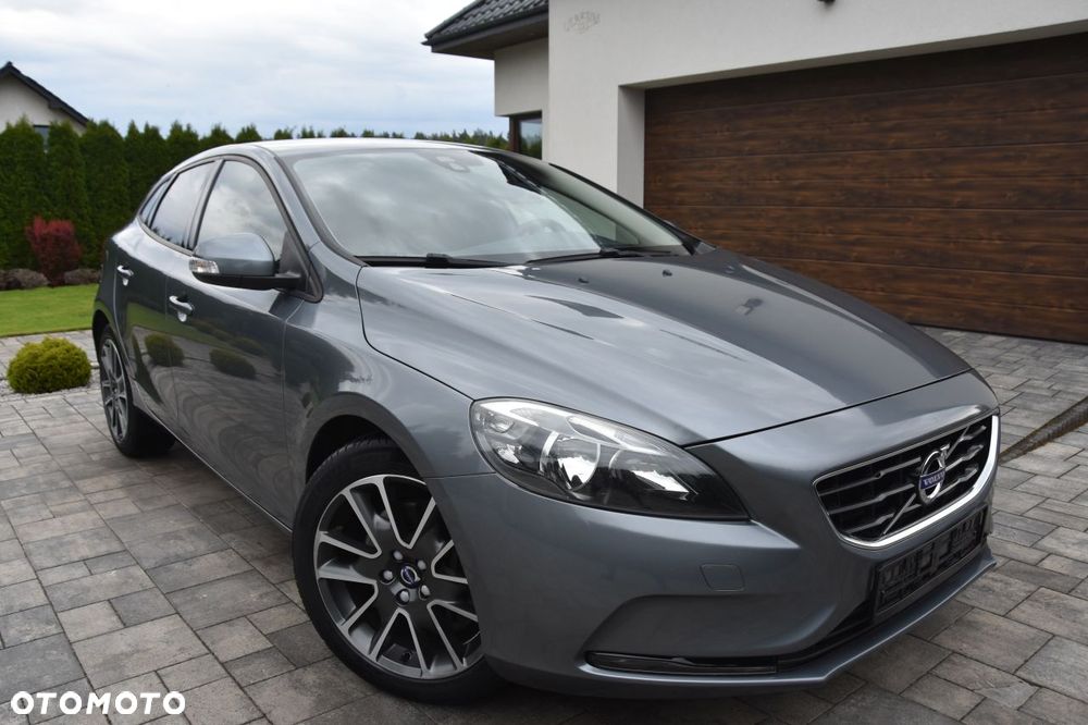 Volvo V40 D2 Geartronic Momentum - 10