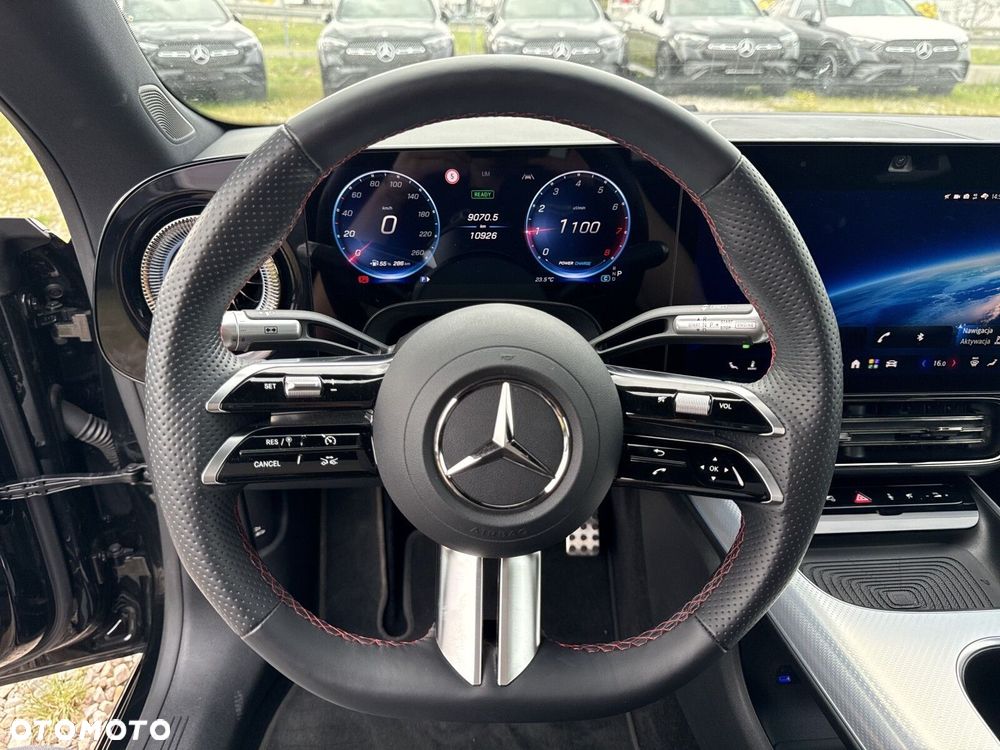 Mercedes-Benz CLA - 12
