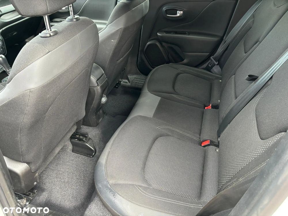 Jeep Renegade 1.3 GSE T4 Turbo S FWD S&S - 11