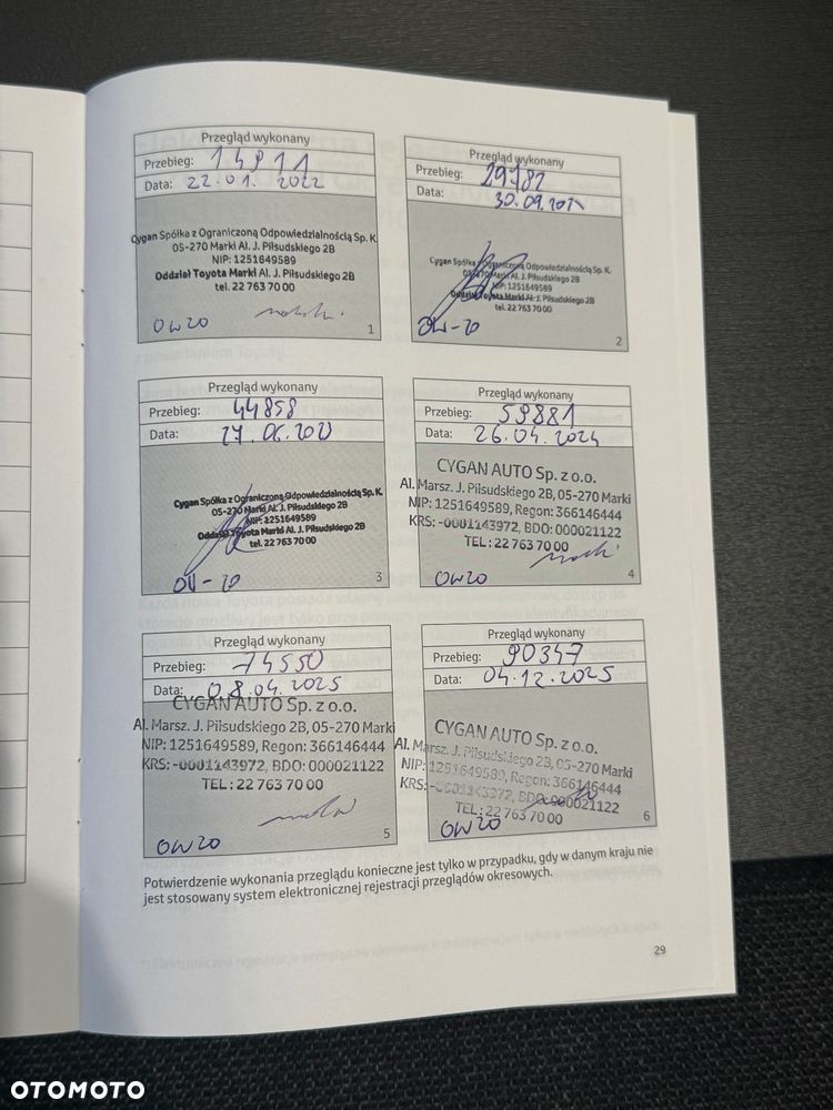 Toyota Camry 2.5 Hybrid Comfort CVT - 32