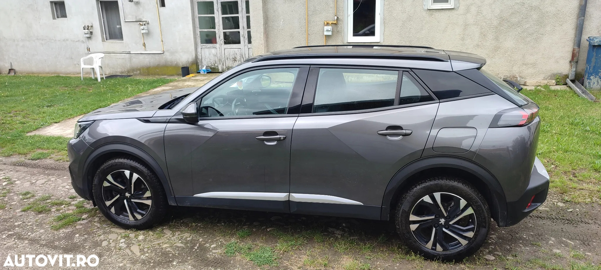 Peugeot 2008 1.5 BlueHDI 130 S&S EAT8 Allure - 15