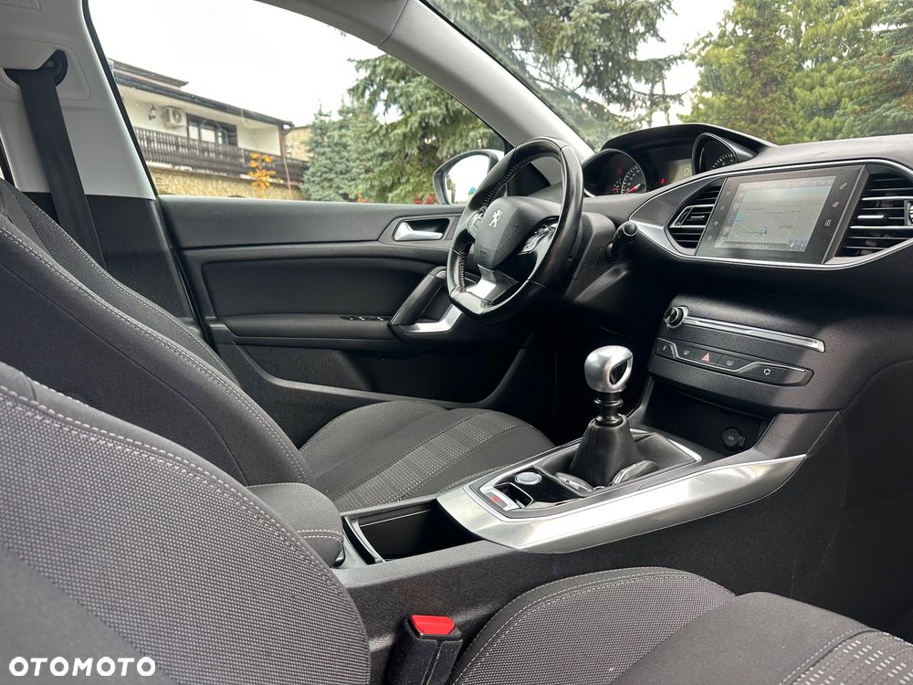 Peugeot 308 PureTech 130 Stop & Start Allure - 9