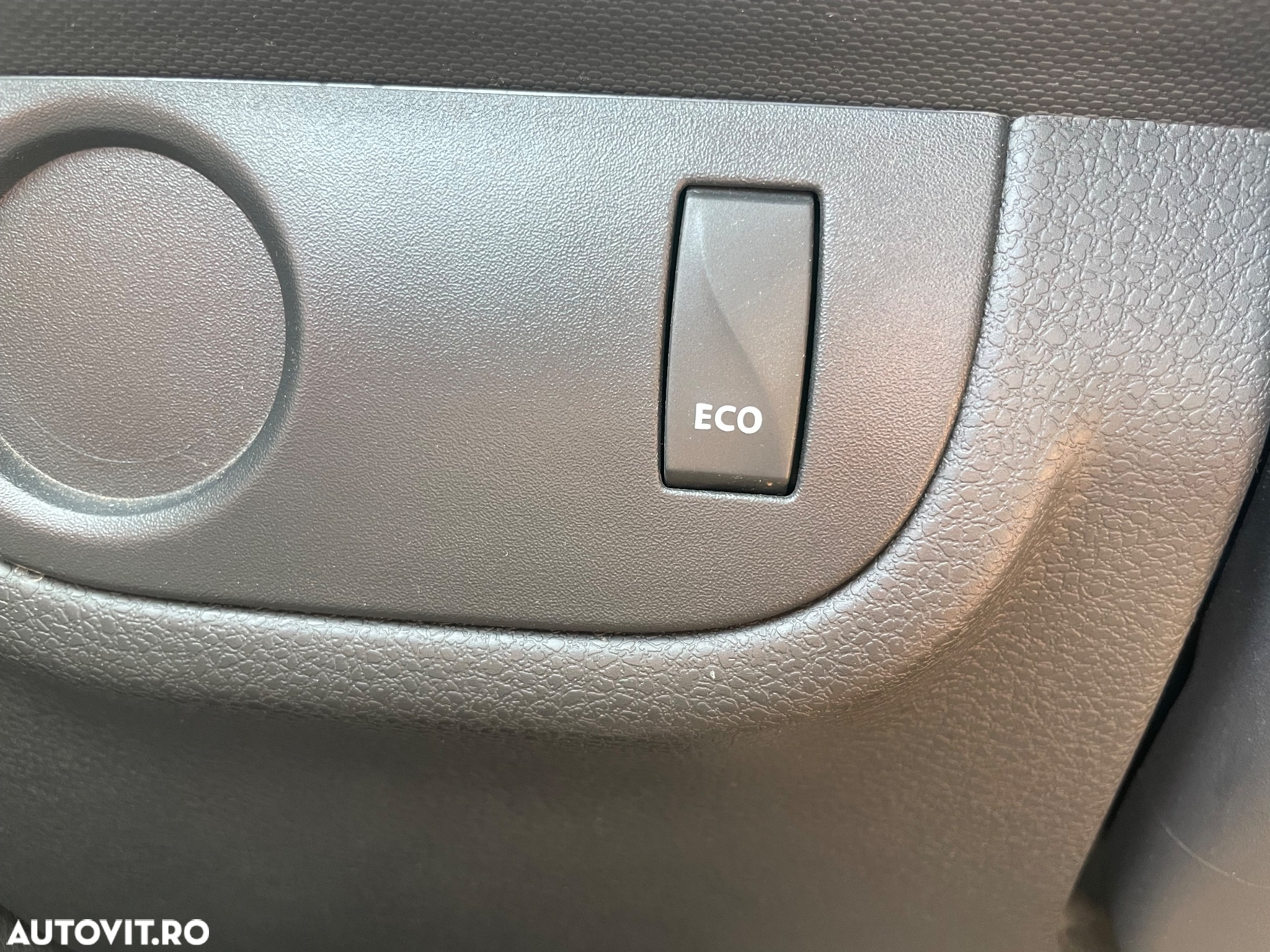 Dacia Logan MCV 0.9 TCe Ambiance - 15