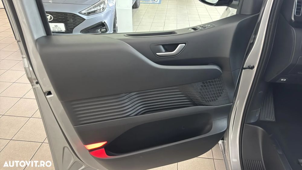 Hyundai Staria 1.6I 215CP 6AT 9 locuri HEV Premium - 9