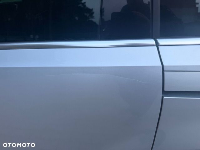 Volkswagen Sharan 2.0 TDI BMT Comfortline - 3