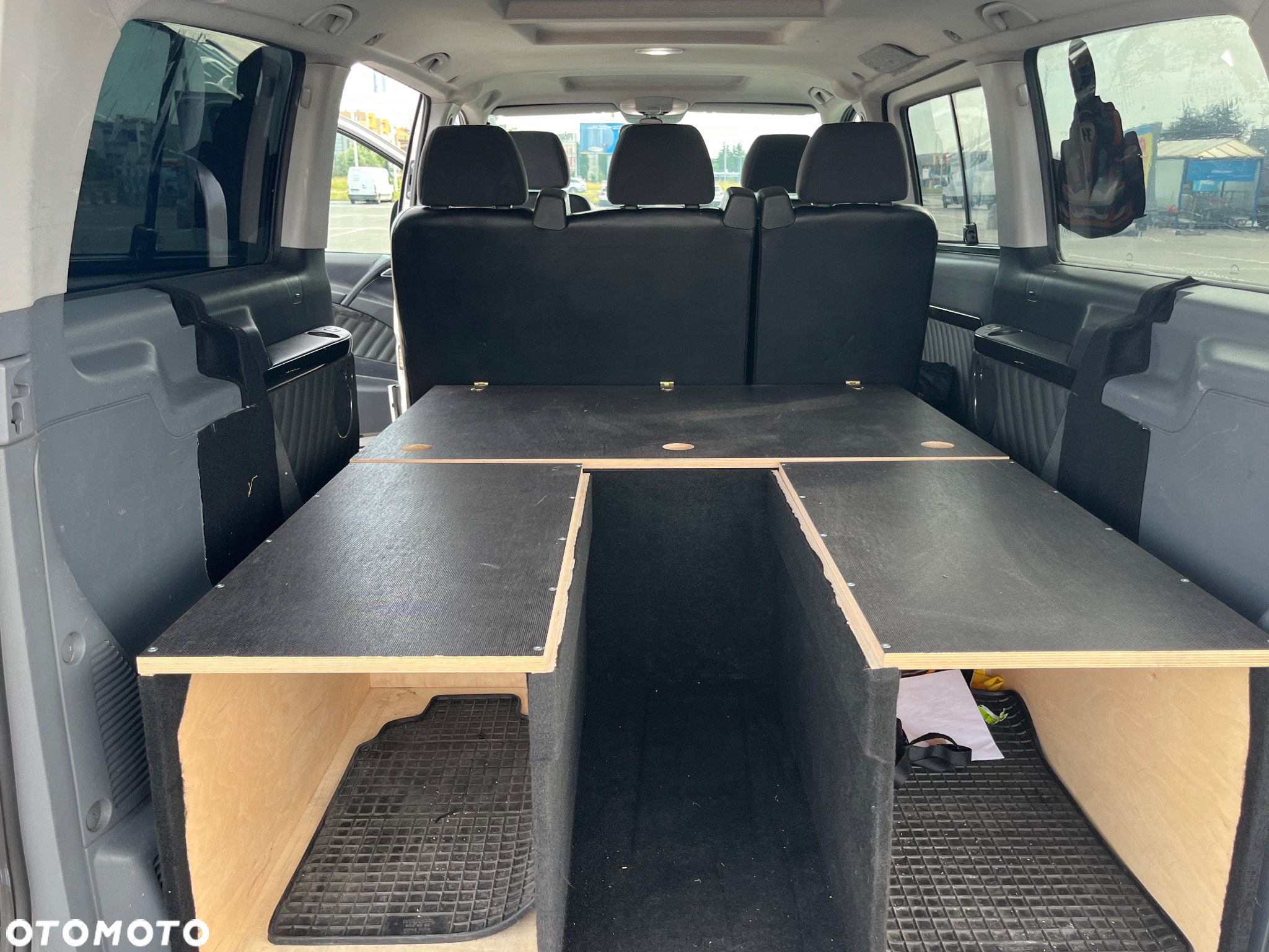 Mercedes-Benz Vito - 14