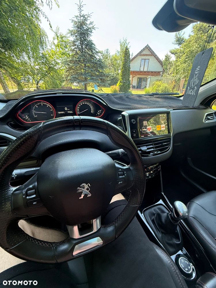 Peugeot 2008 BlueHDi FAP 120 STOP & START GT-Line Edition - 11
