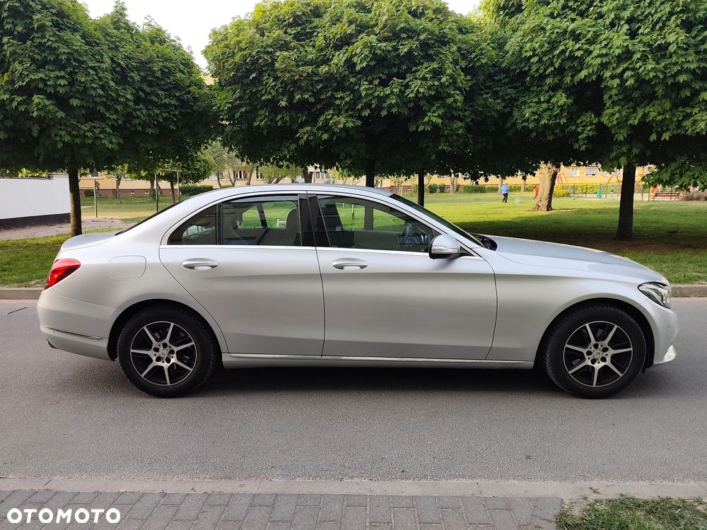 Mercedes-Benz Klasa C 200 7G-TRONIC Avantgarde - 16