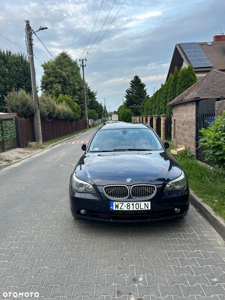 BMW Seria 5 525d - 1