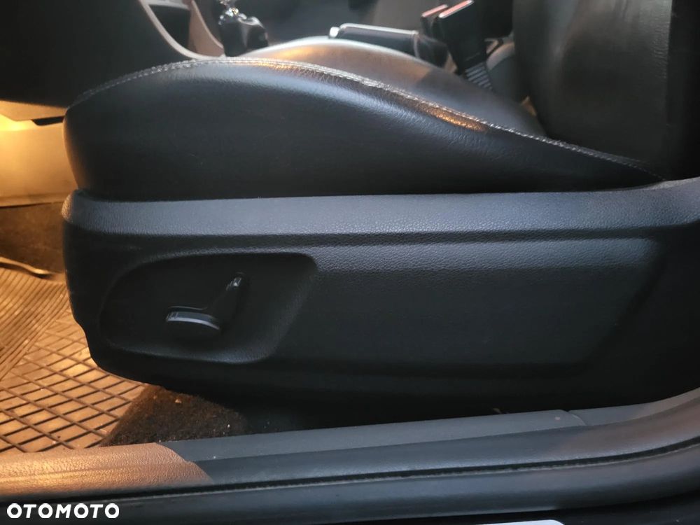Ford Focus 2.0 TDCi DPF Titanium - 21