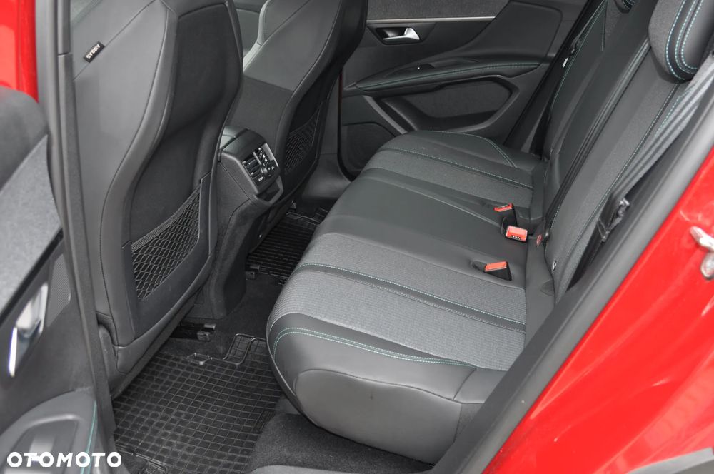 Peugeot 3008 1.2 PureTech Allure Pack S&S EAT8 - 13