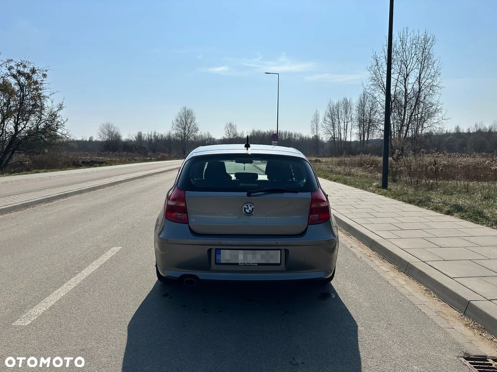 BMW Seria 1 120d DPF - 5