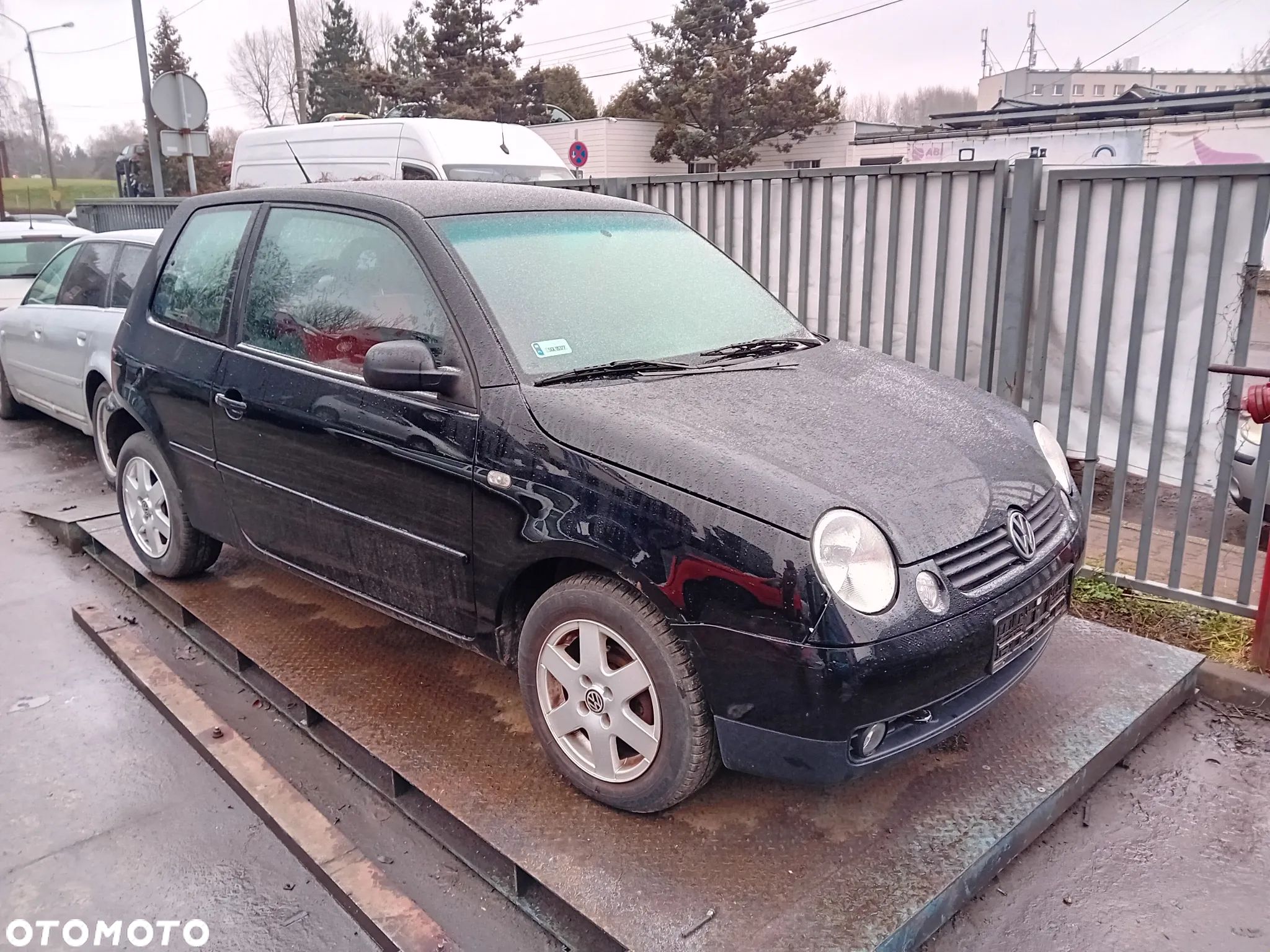 *VOLKSWAGEN LUPO* Samochód na części - 1