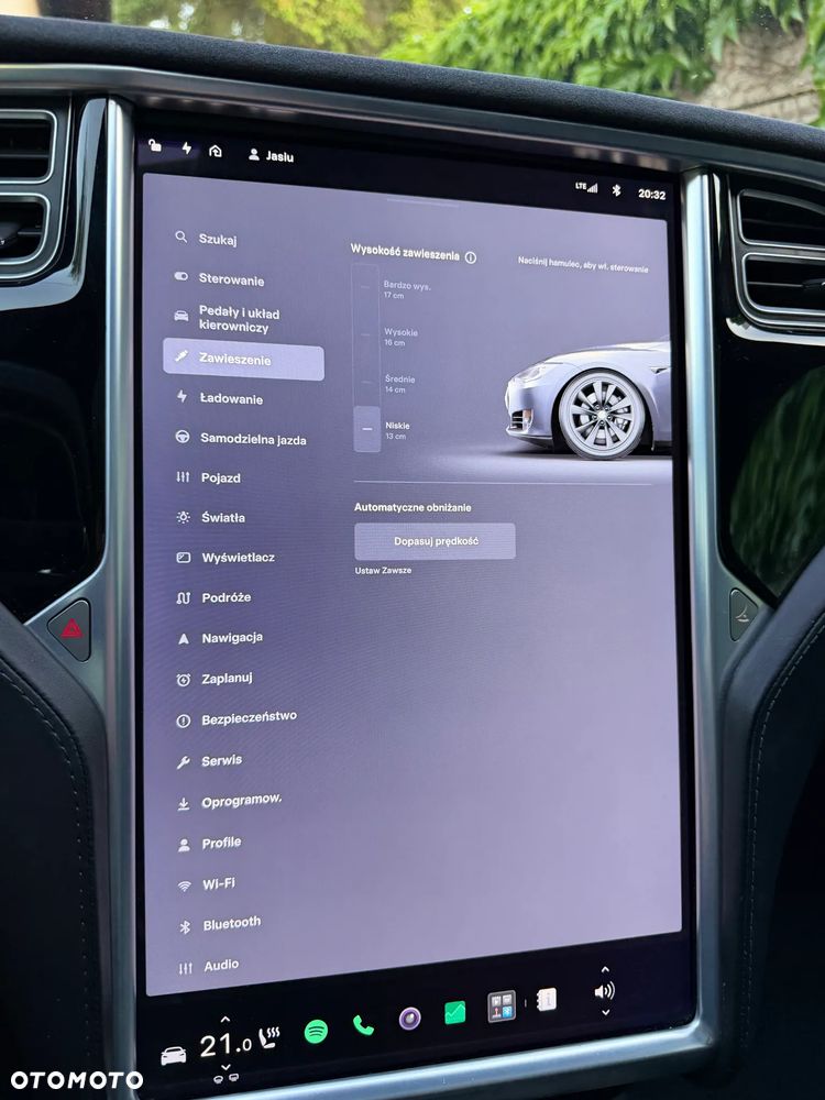 Tesla Model S 85 D - 25