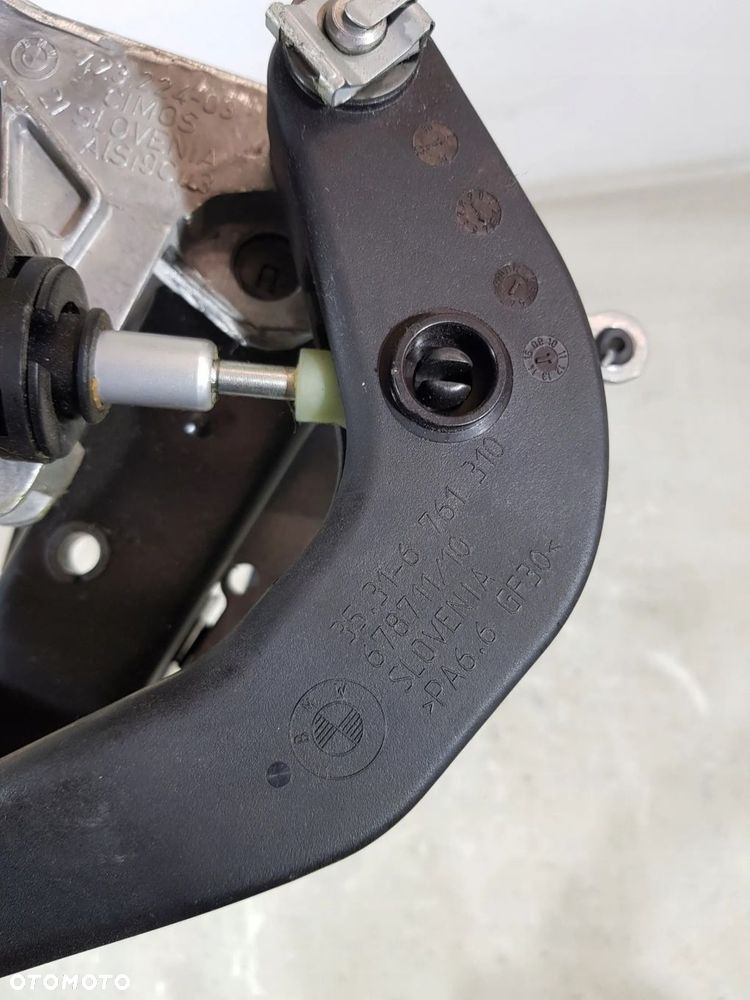 PEDAŁ SPRZĘGŁA HAMULCA 6778977 BMW E87 E90 E91 LCI EUR 2.0B - 9