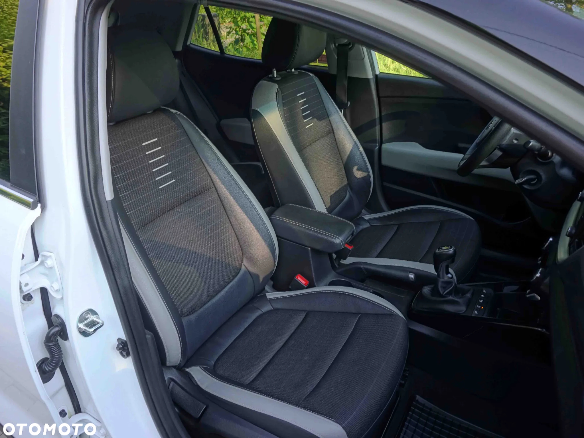 Kia Stonic 1.0 T-GDI L - 15