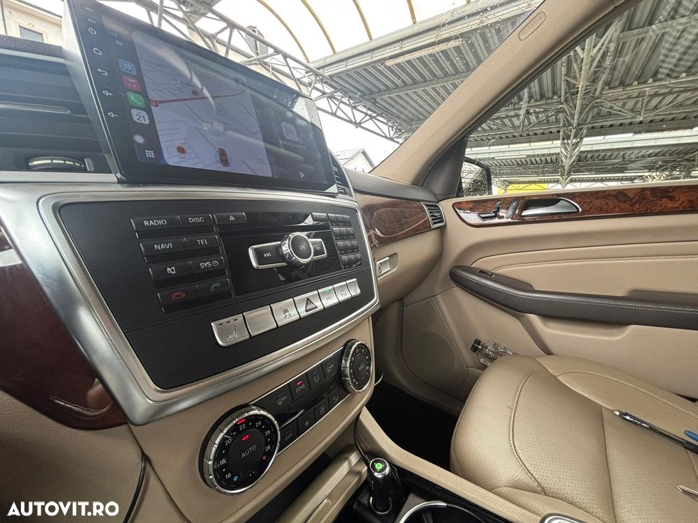Mercedes-Benz ML - 11
