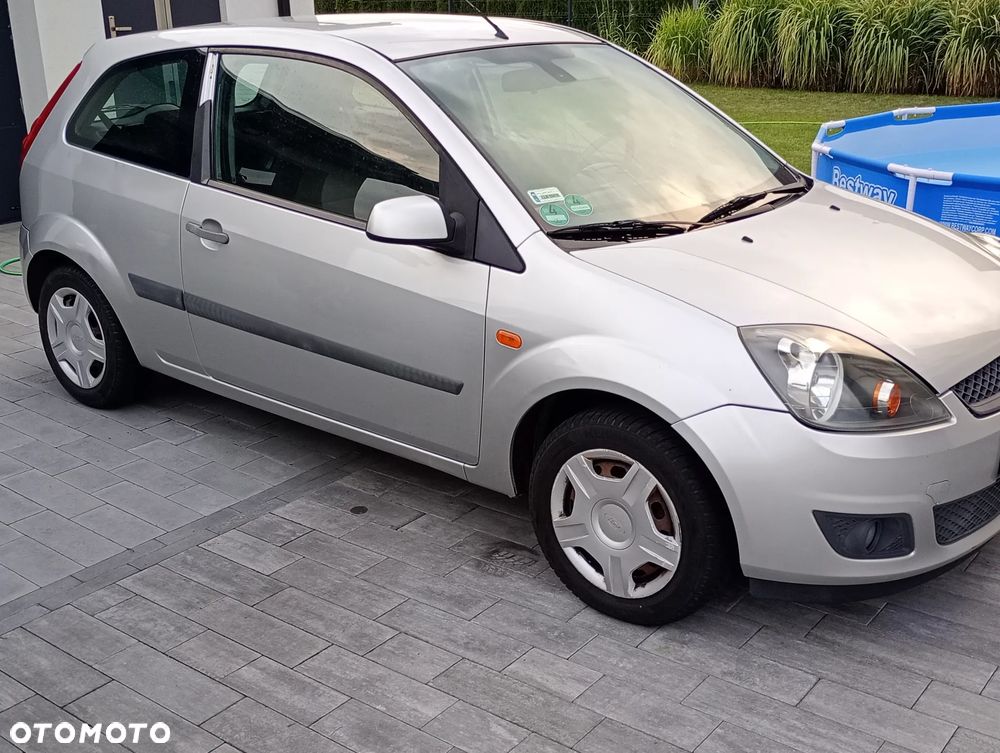 Ford Fiesta - 2