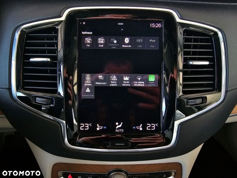 Volvo XC 90 - 31