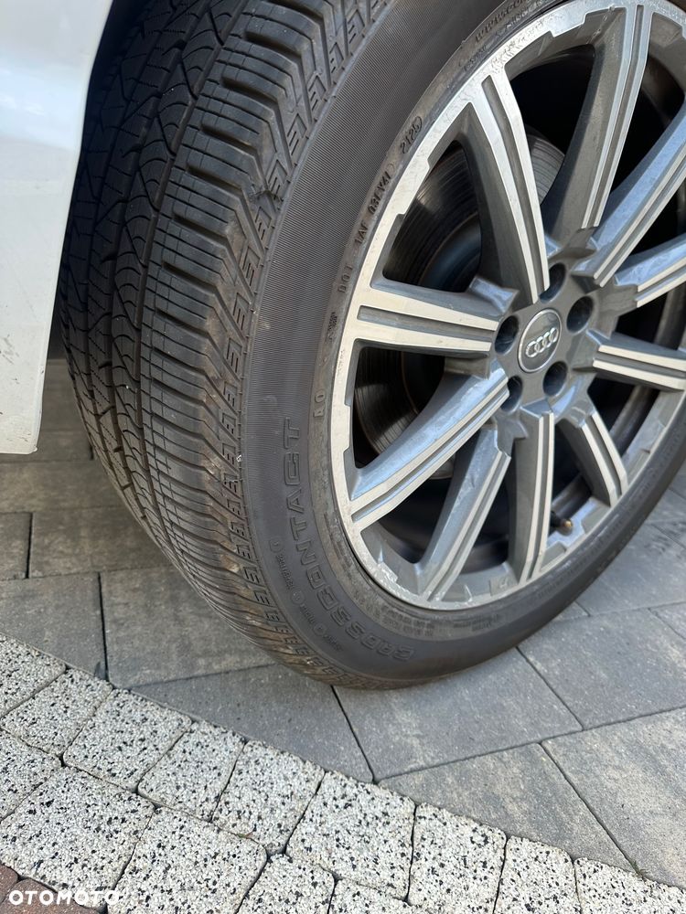 Audi Q7 - 25