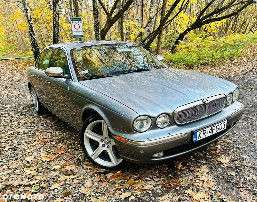 Jaguar XJ XJ6 2.7 Twin Turbo (LWB) Sovereign Last Edition - 7