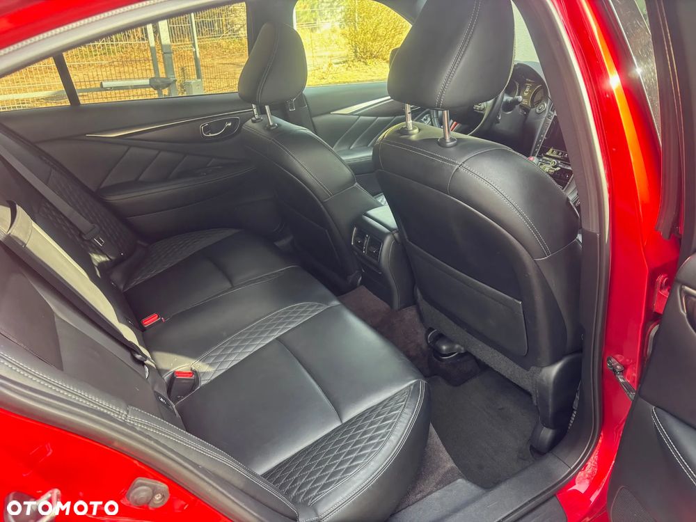 Infiniti Q50 Q50S Hybrid AWD Sport - 18