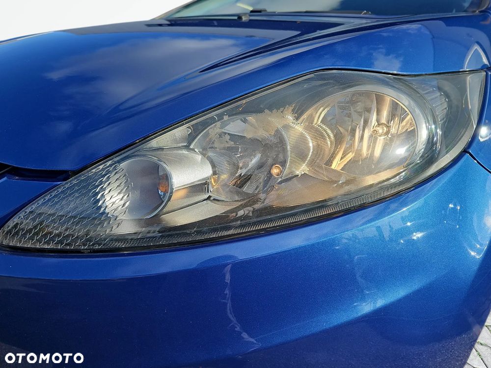 Ford Fiesta 1.25 Trend - 28