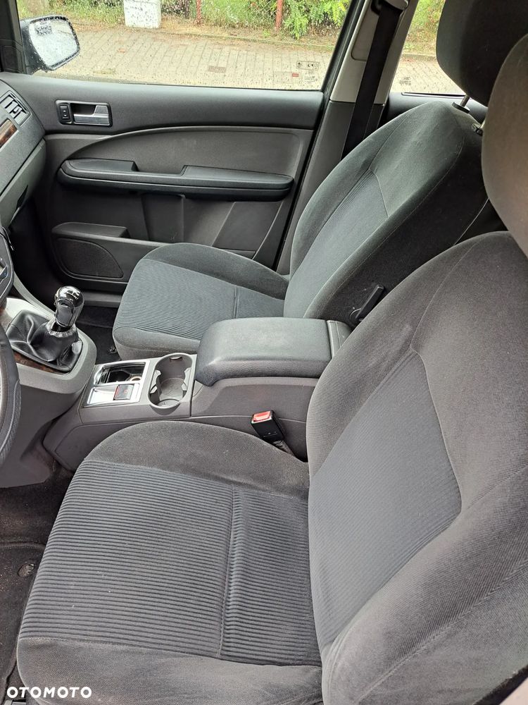 Ford Focus C-Max ver-1-6-tdci-ghia - 6