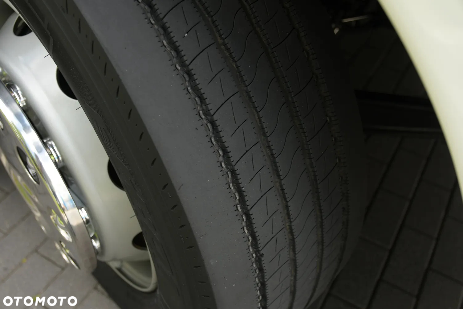 MAN TGX///* 26.470///* 2020///* XXL///* ZESTAW///* TANDEM///* PRZEJAZDOWY///7.70+7.70///* DUŻE ZBIORNIKI///* OŚ PODNOSZONA///* WAGA///* DACH PODNOSZONY///* LEDY///* STAN BARDZO DOBRY - 29