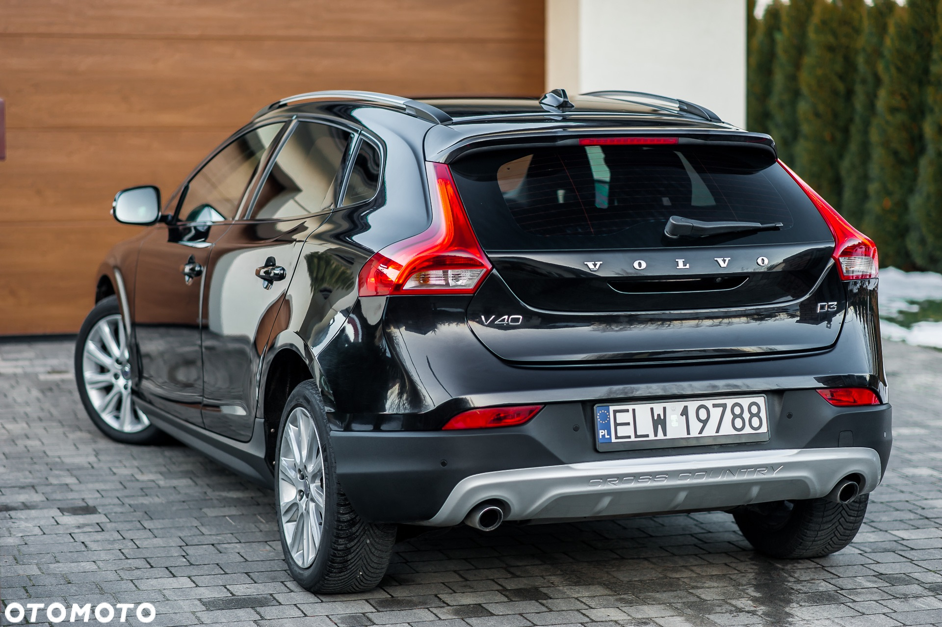 Volvo V40 Cross Country D3 Momentum - 6