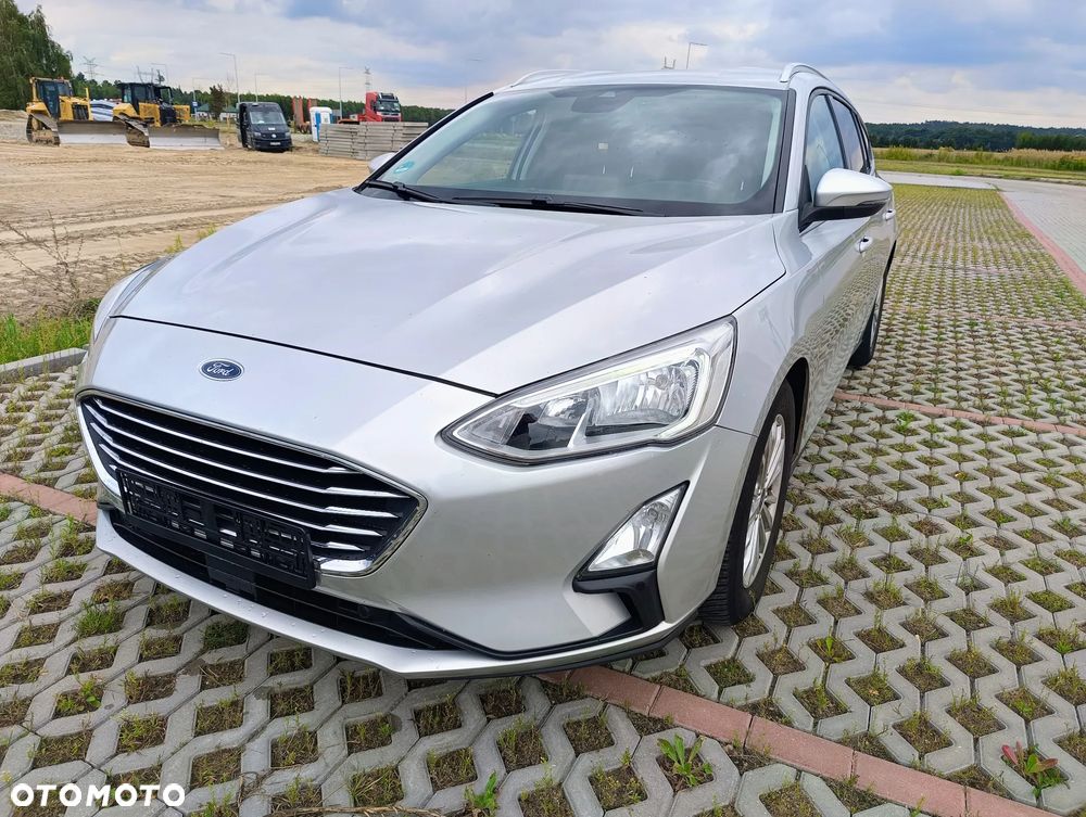 Ford Focus - 1