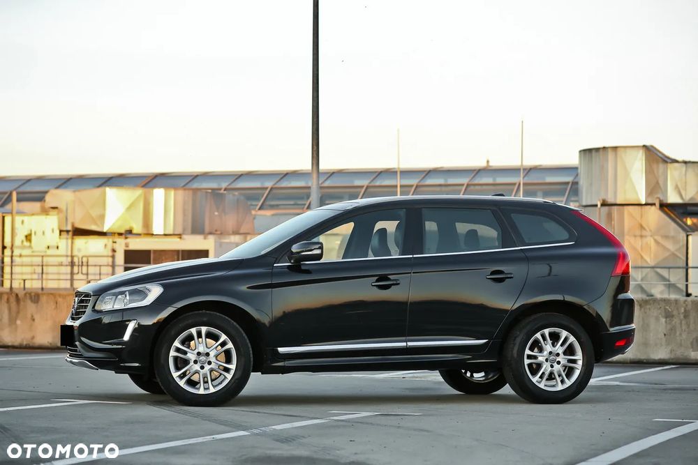 Volvo XC 60 D4 Geartronic Summum - 9