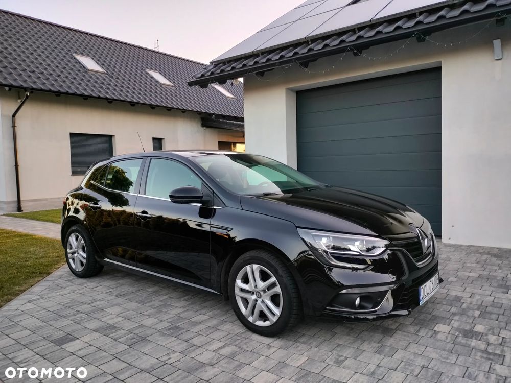 Renault Megane 1.5 Blue dCi Intens - 9