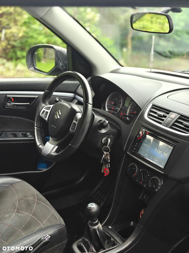Suzuki Swift - 8