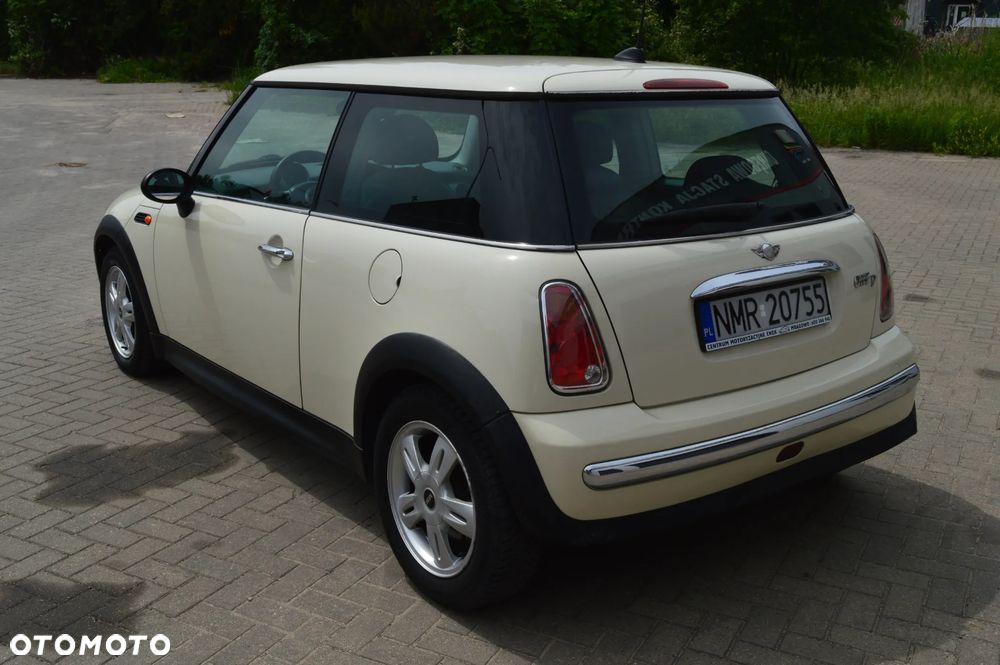 MINI ONE D - 6