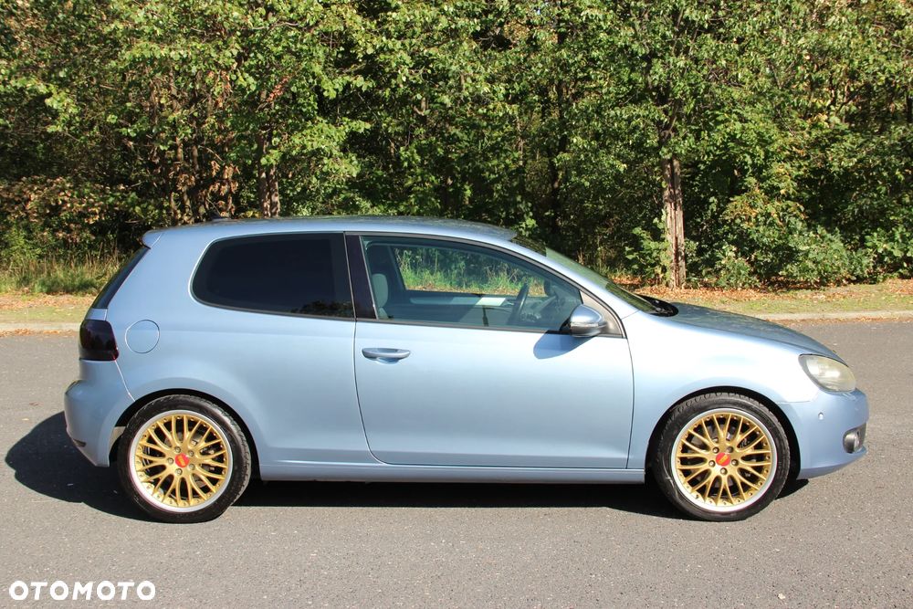 Volkswagen Golf - 4