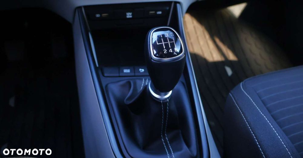 Hyundai i20 - 32