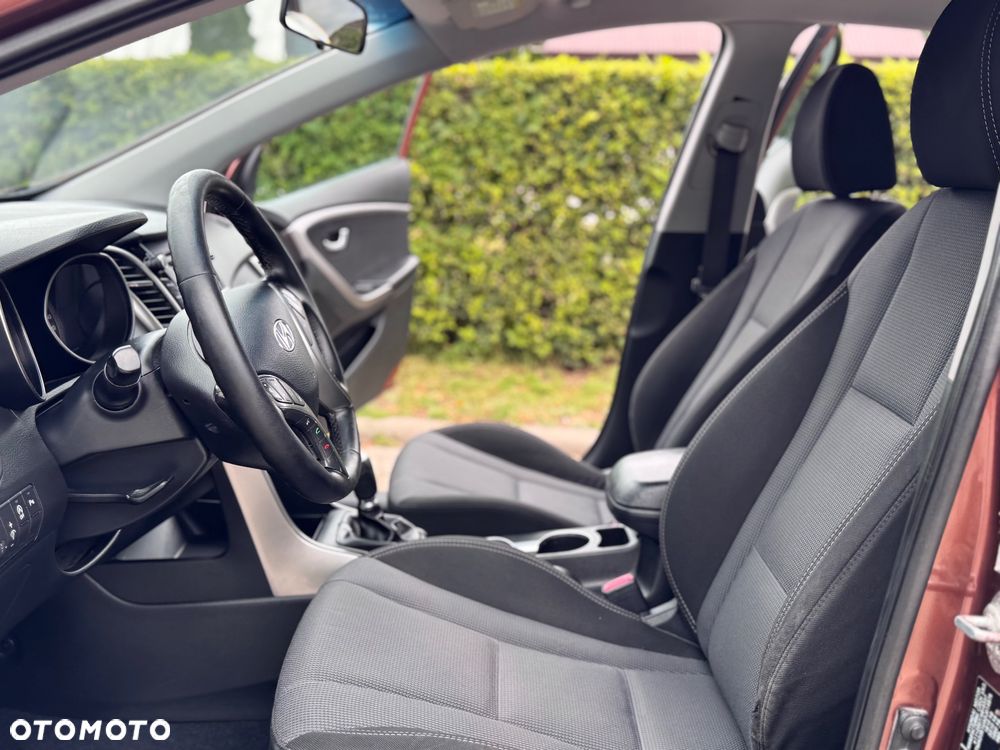 Hyundai i30 - 33
