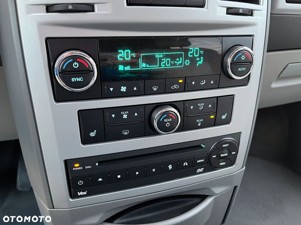 Chrysler Grand Voyager ver-2-8-crd-limited - 33