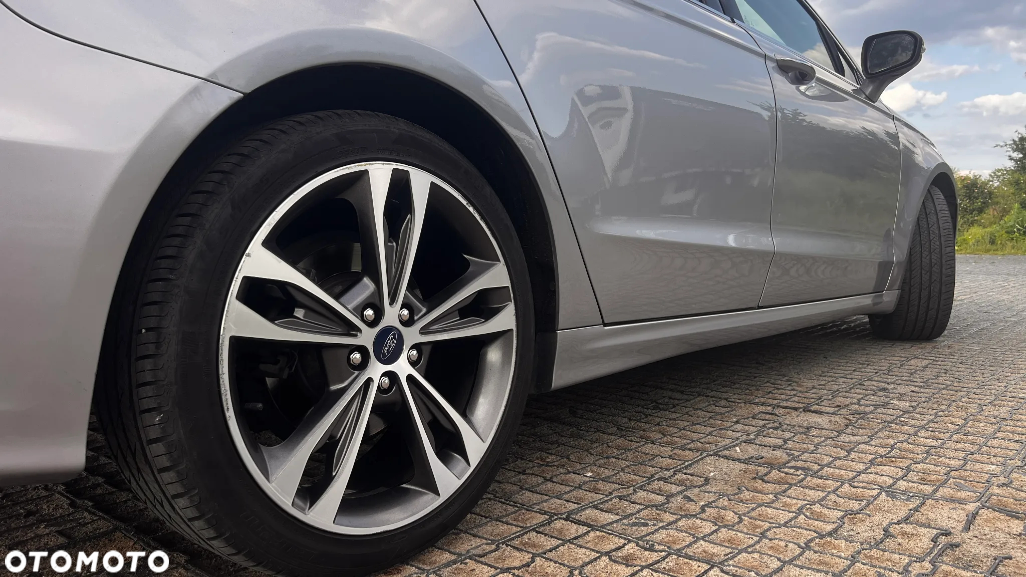 Ford Fusion 2.0 EcoBoost Titanium - 13