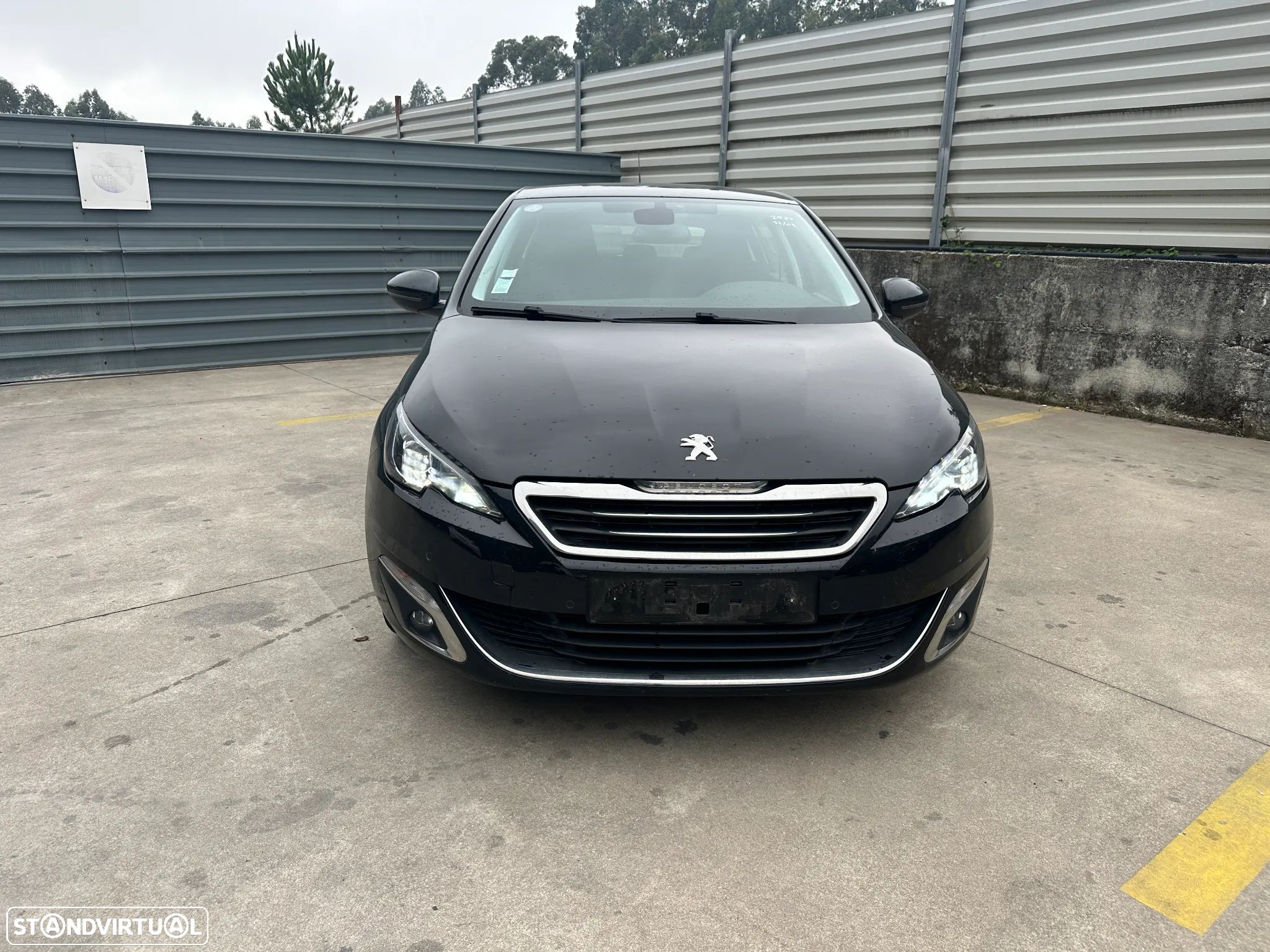 PEUGEOT 308 1.2 PURETECH 130 CV ALLURE (FULL LED) ANO 2015 EM CENTRO DE ABATE - 1