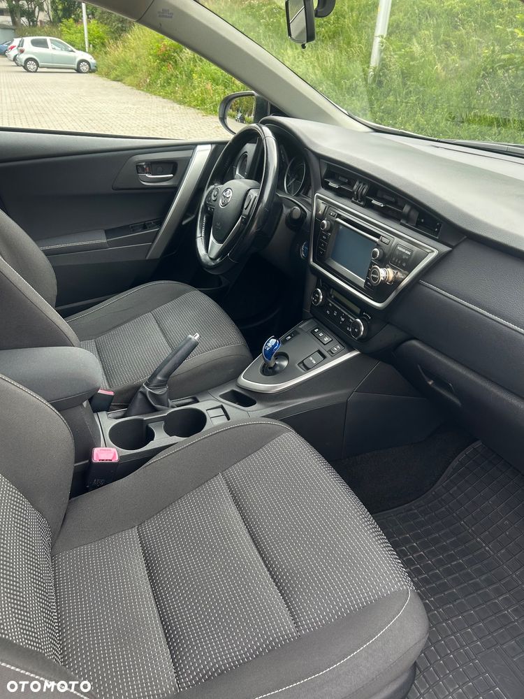 Toyota Auris - 9