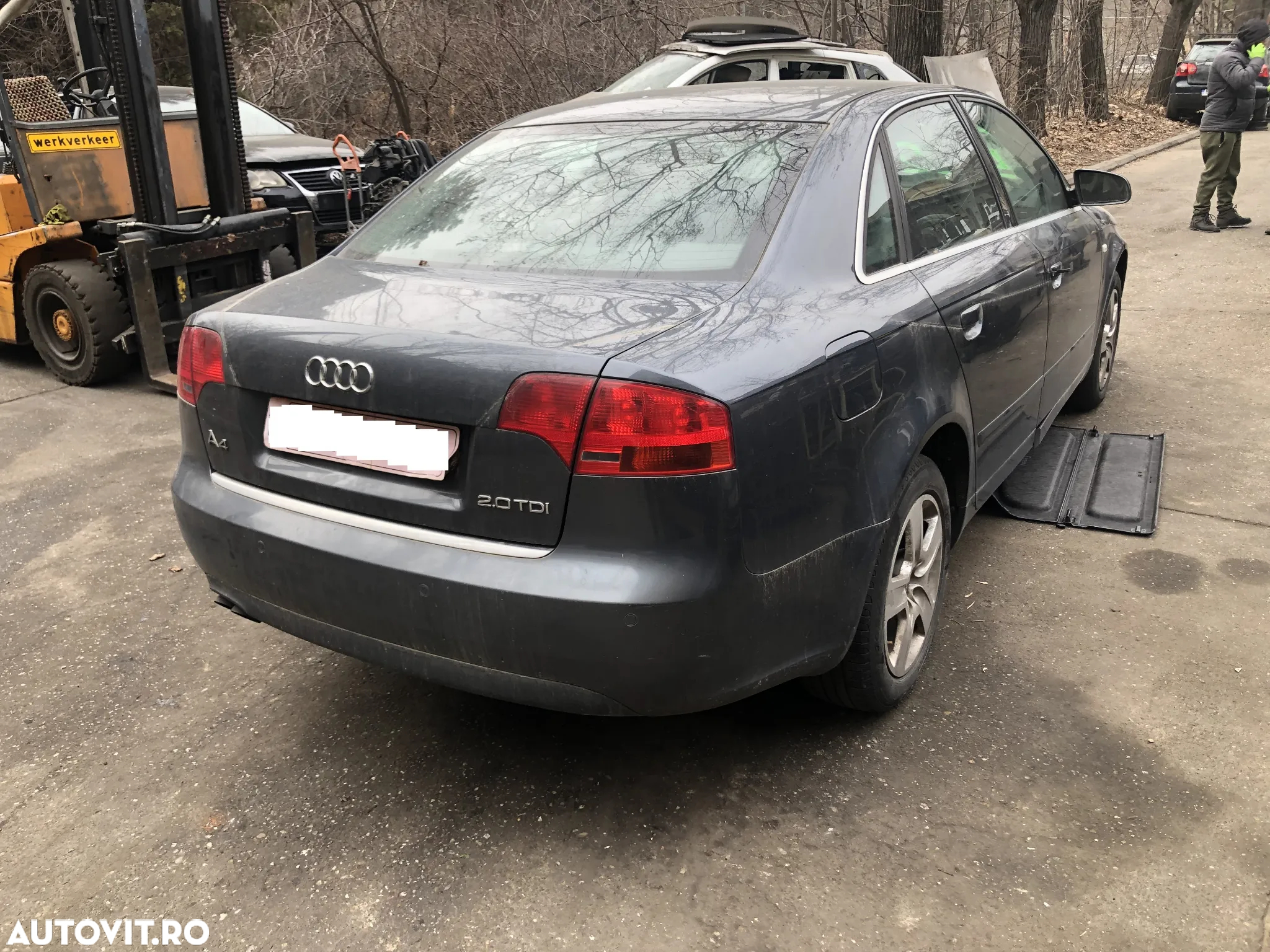 Dezmembrez Audi A4 B7 sedan 2006 2.0 BLB - 5