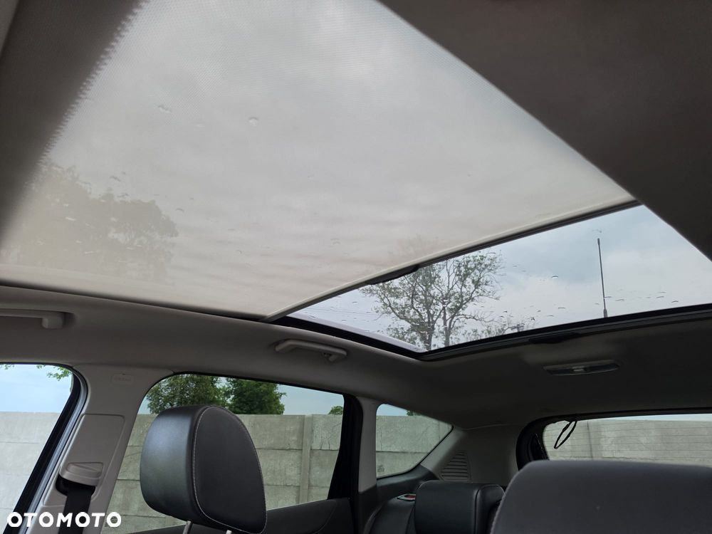 Ford Kuga 2.0 TDCi 2x4 Titanium - 15