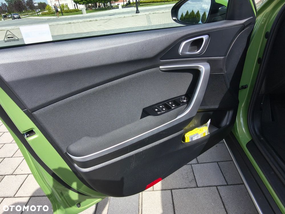 Kia XCeed 1.5 T-GDI M - 29