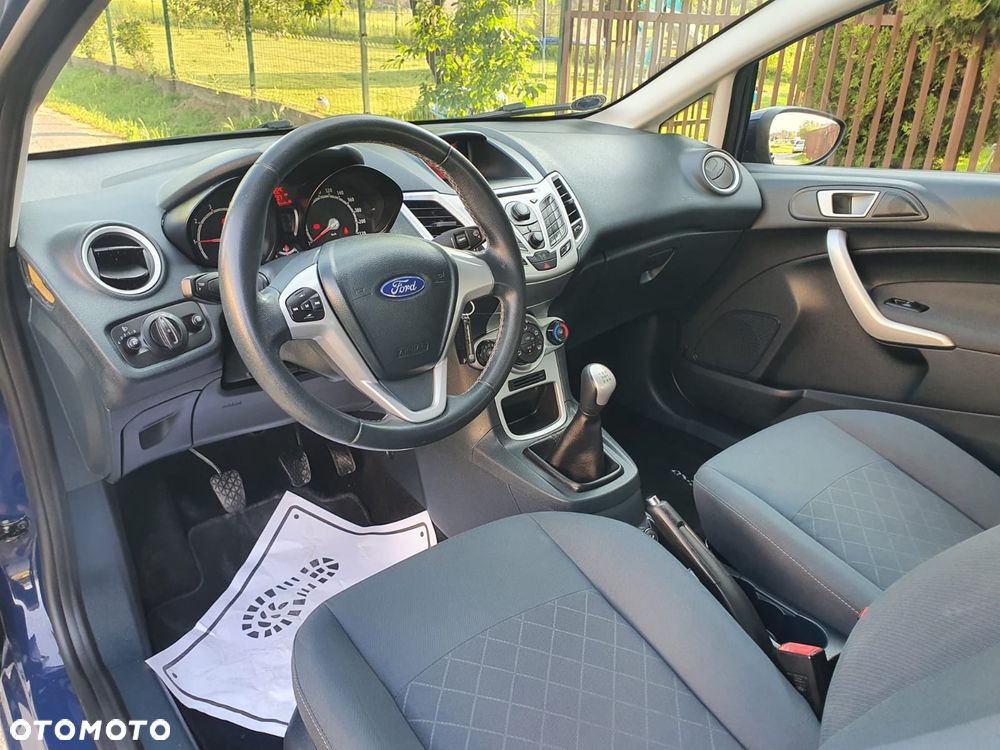 Ford Fiesta 1.25 Trend Edition - 12