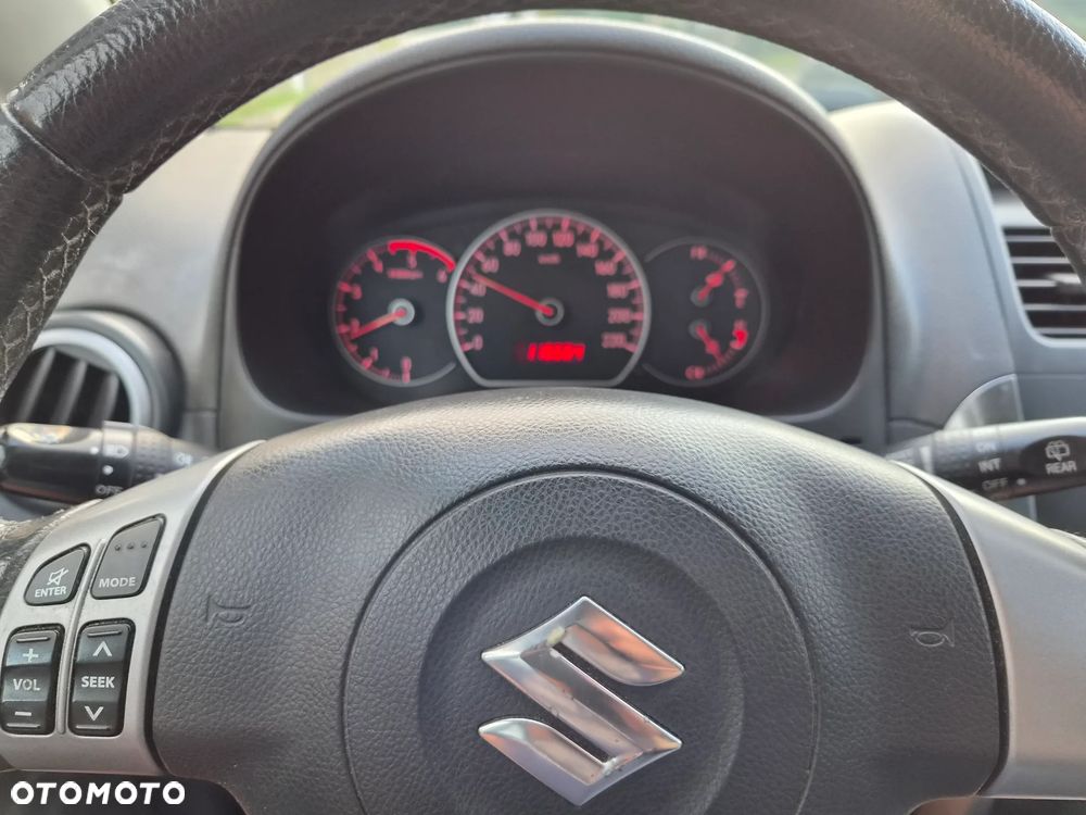 Suzuki SX4 1.9 DDiS 4WD GS / Premium - 6